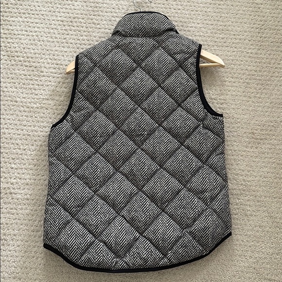 J. Crew Factory herringbone puffer vest - Picture 2 of 2
